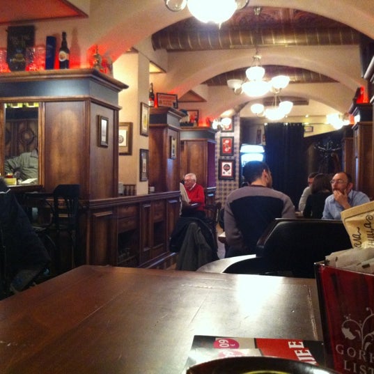 Mac Tire Pub