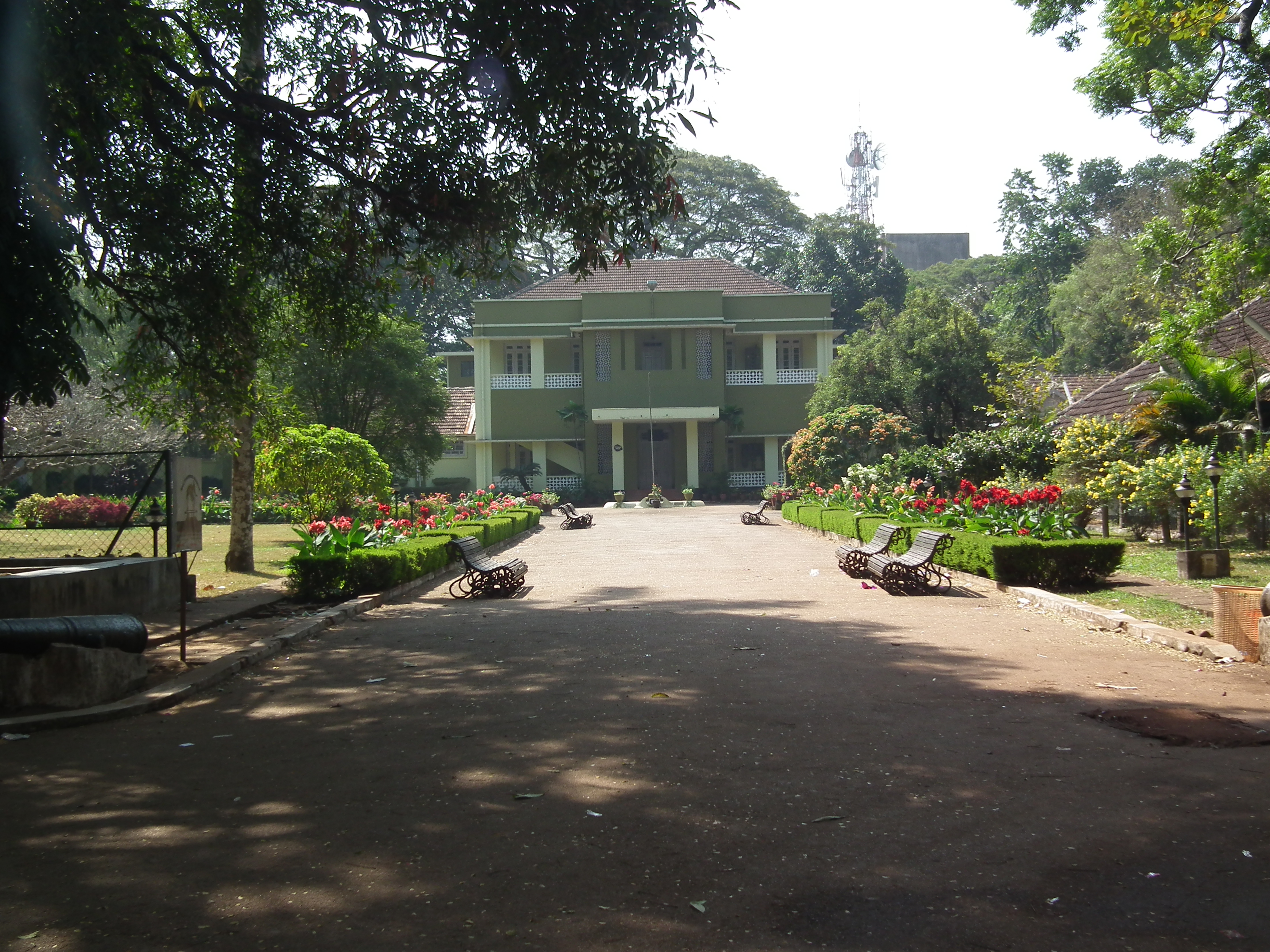 Thrissur Zoo & Museum