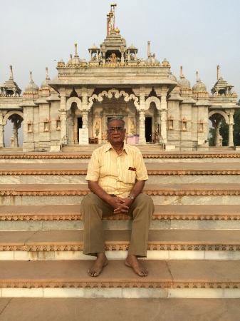 Shri Bhuvan Bhanu Jain Manas Mandir Tirtha