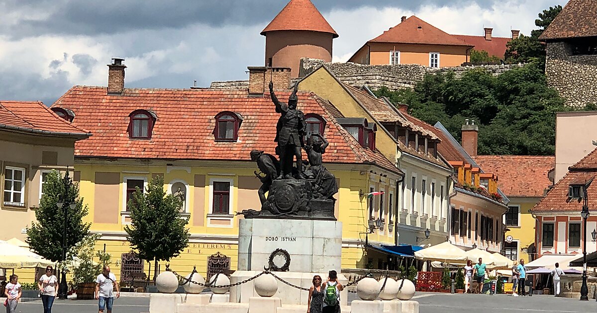 Dobo Square