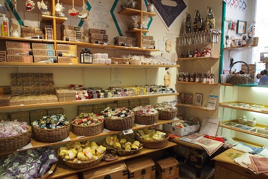 Medusa Gift and Art Shop