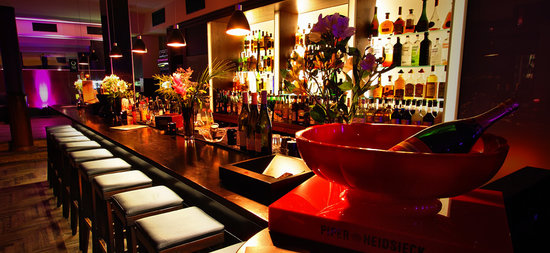 Q Bar Libre