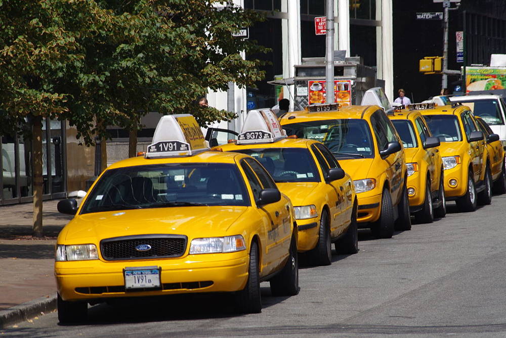 Taxi Katakolon