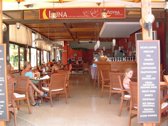The Luna Bar