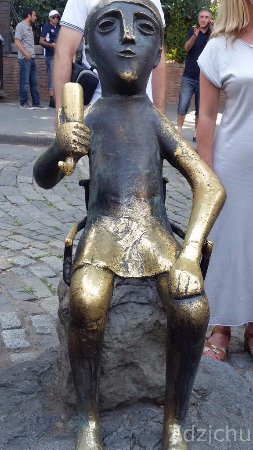 Sculpture the Toaster