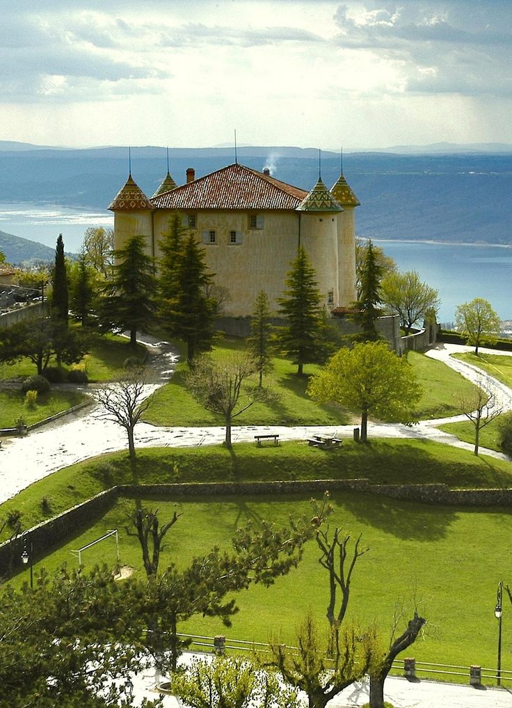 Chateau d'Aiguines