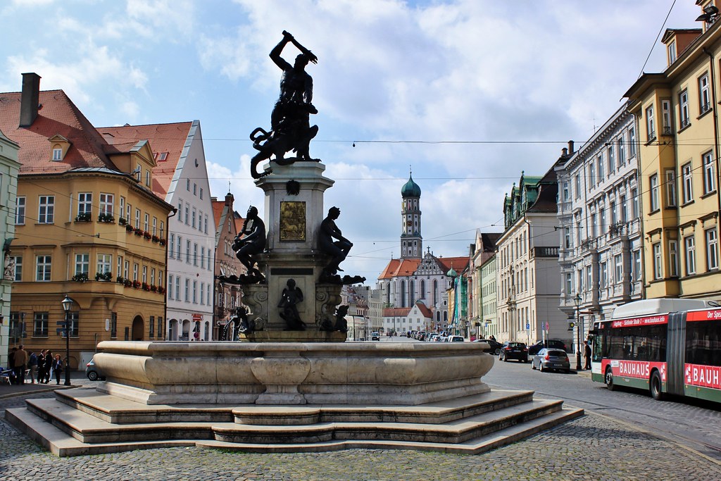Herkulesbrunnen