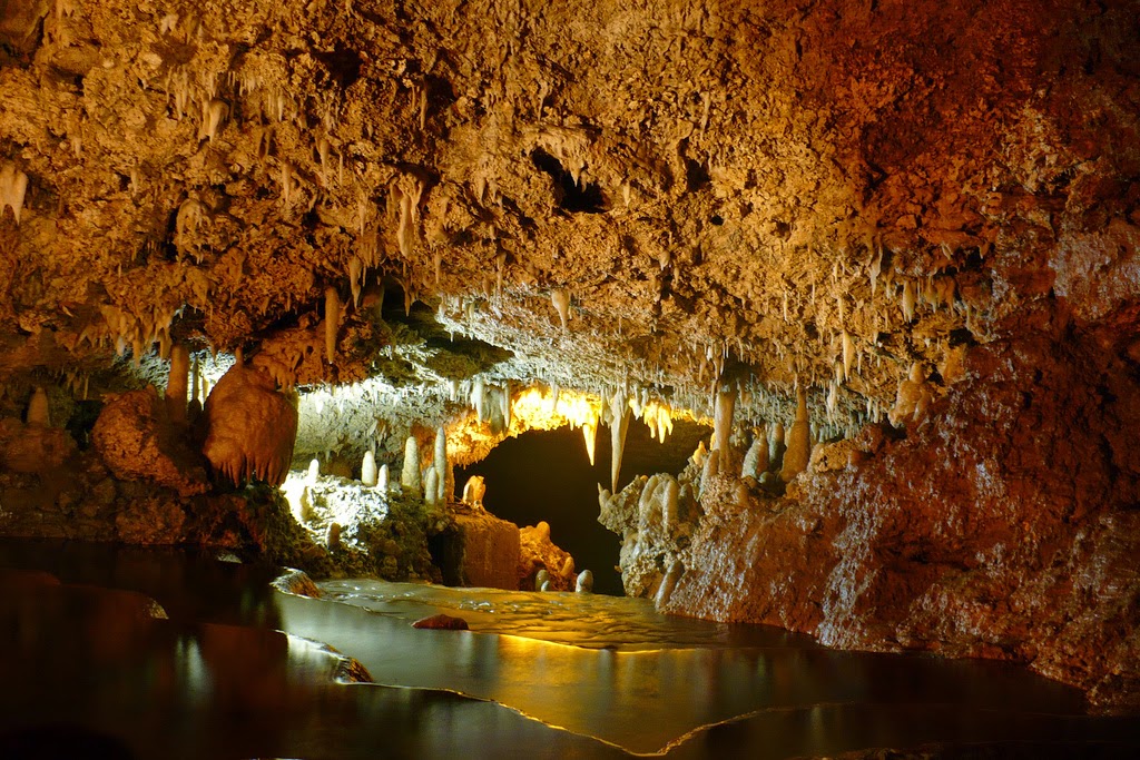 Cave Kouroum
