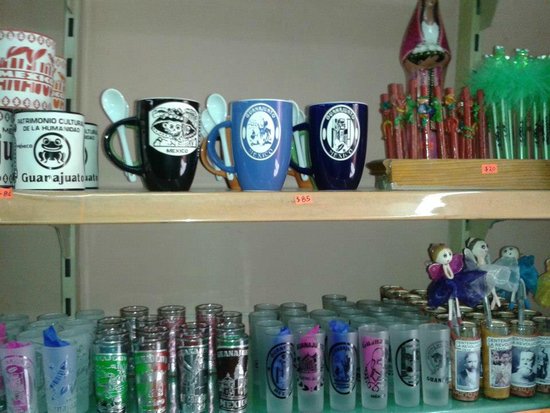 El Ultimo Beso Artesanias y Souvenirs