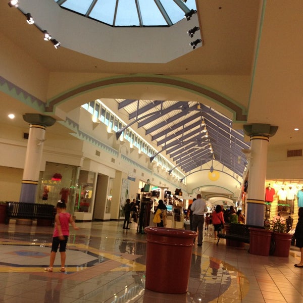 Catalinas Mall