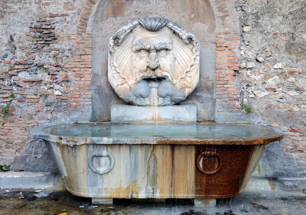 Fontana Del Mascherone