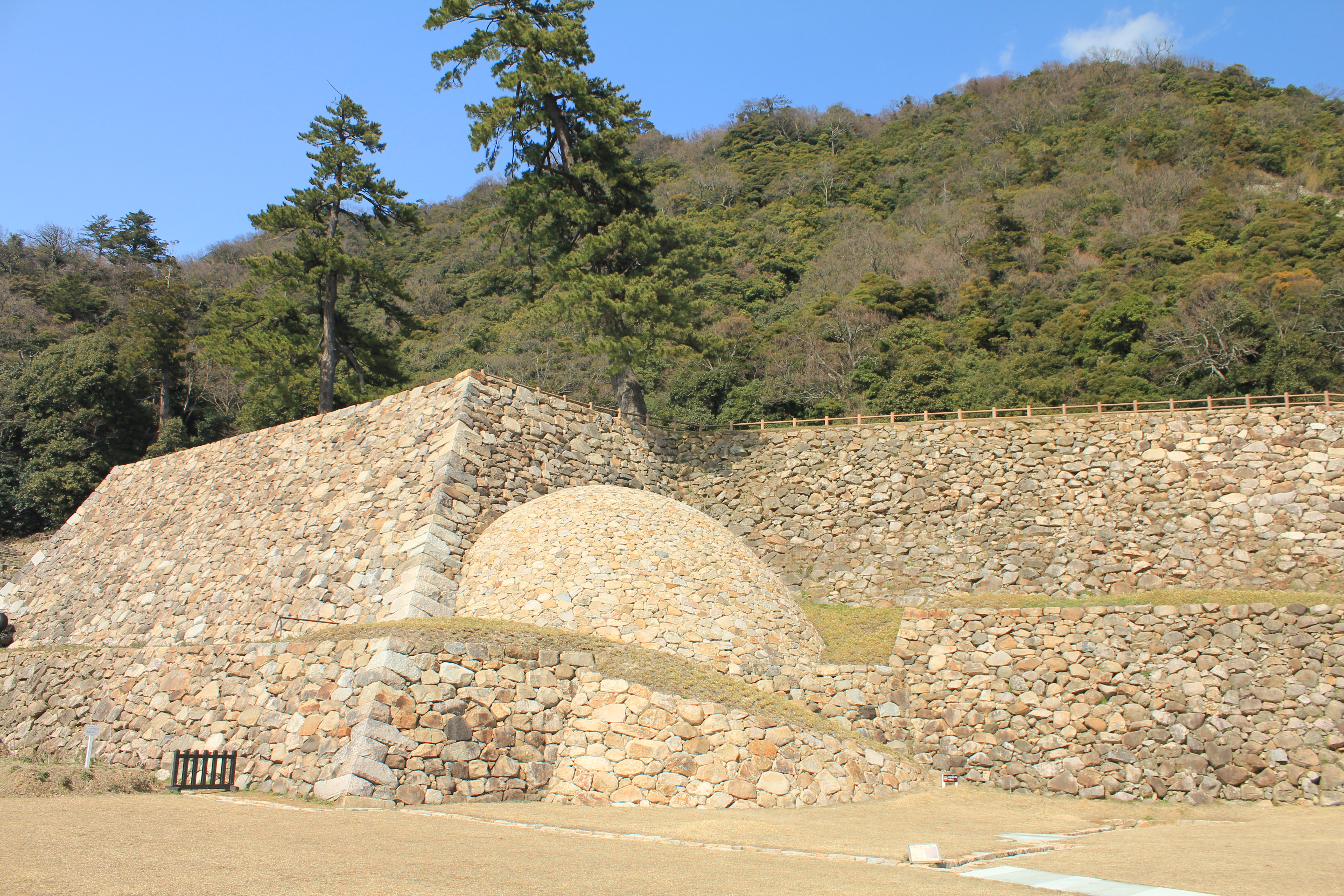 Tottori Castle Ruins