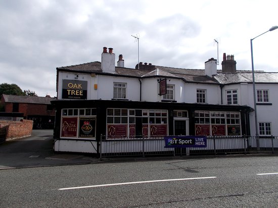 The Oak Tree Inn