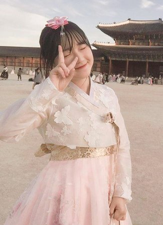 Gigibebe Hanbok Rental