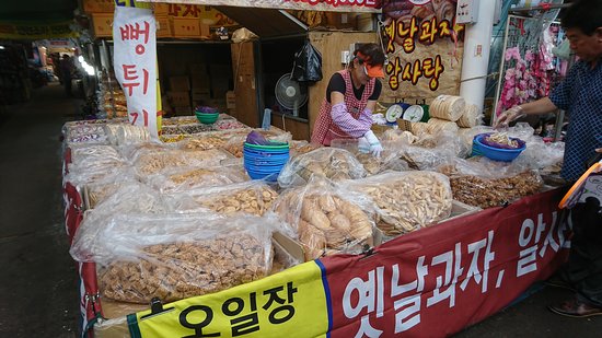 Jeju City Traditional Five Day Market