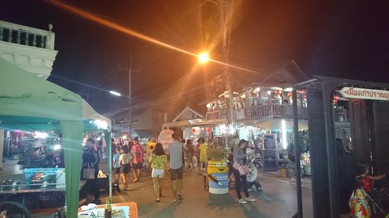 Pranburi's Old Market