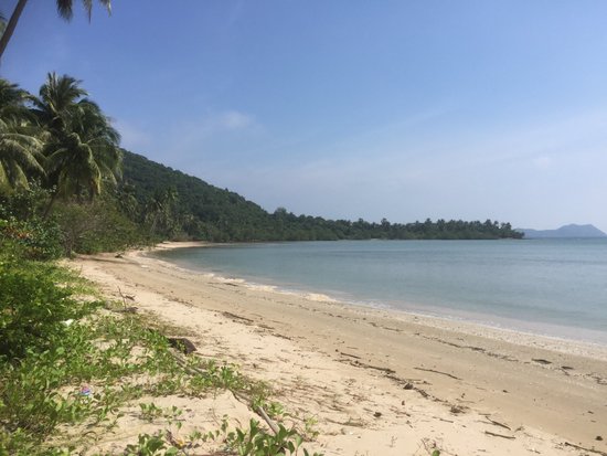 Ao Thung Makham Noi-Yai