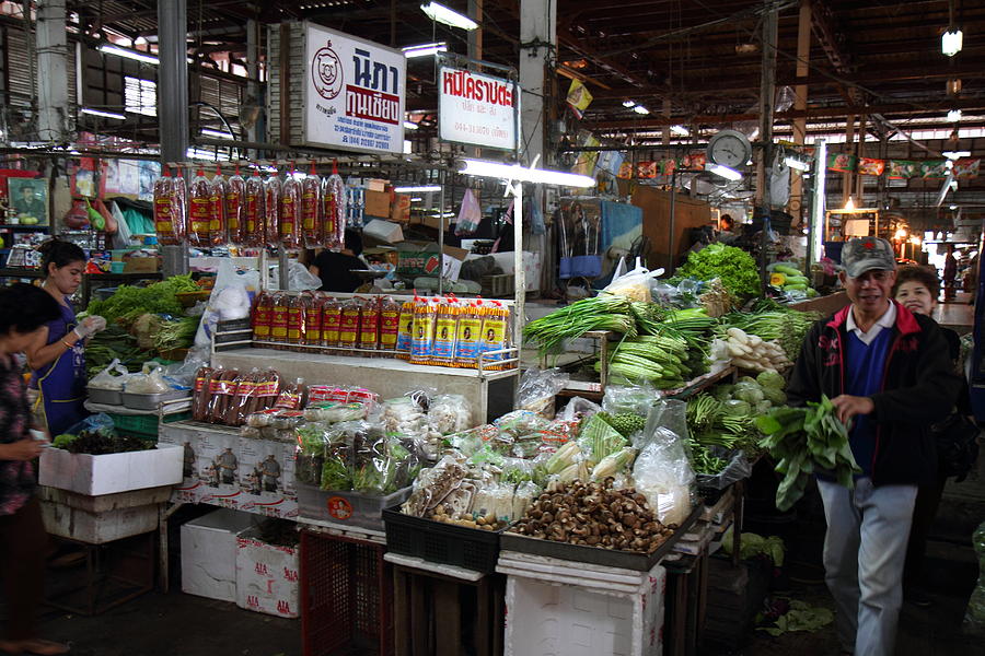 Pak Chong market