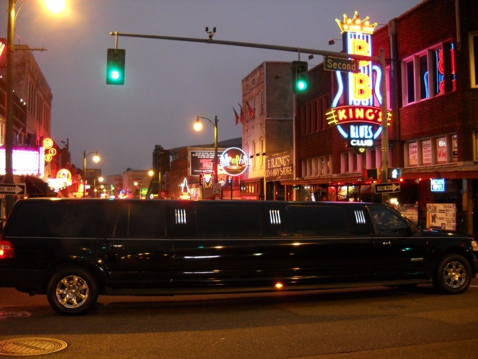 Manna Limousine