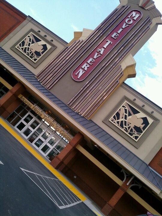 Movie Tavern Horizon Village