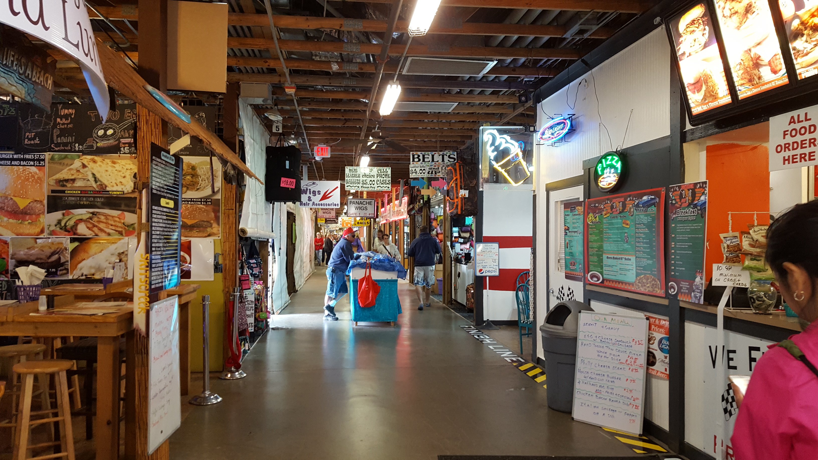 Flamingo Island Flea Market