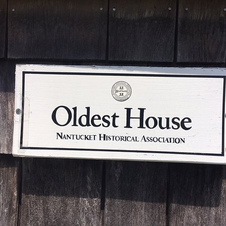 Oldest House (Jethro Coffin House) and Kitchen Garden