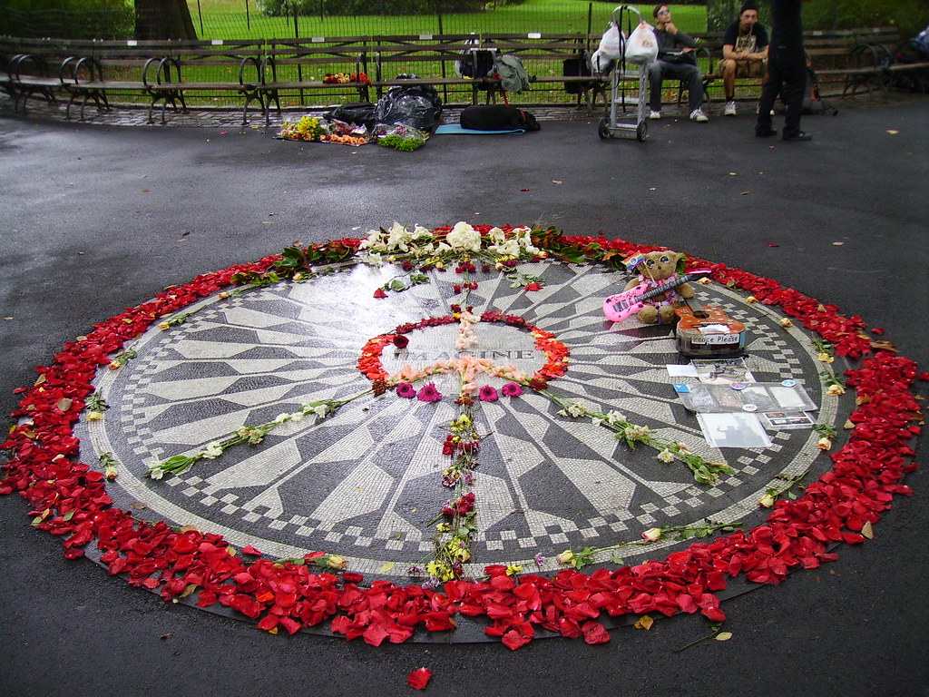 Strawberry Fields, John Lennon Memorial