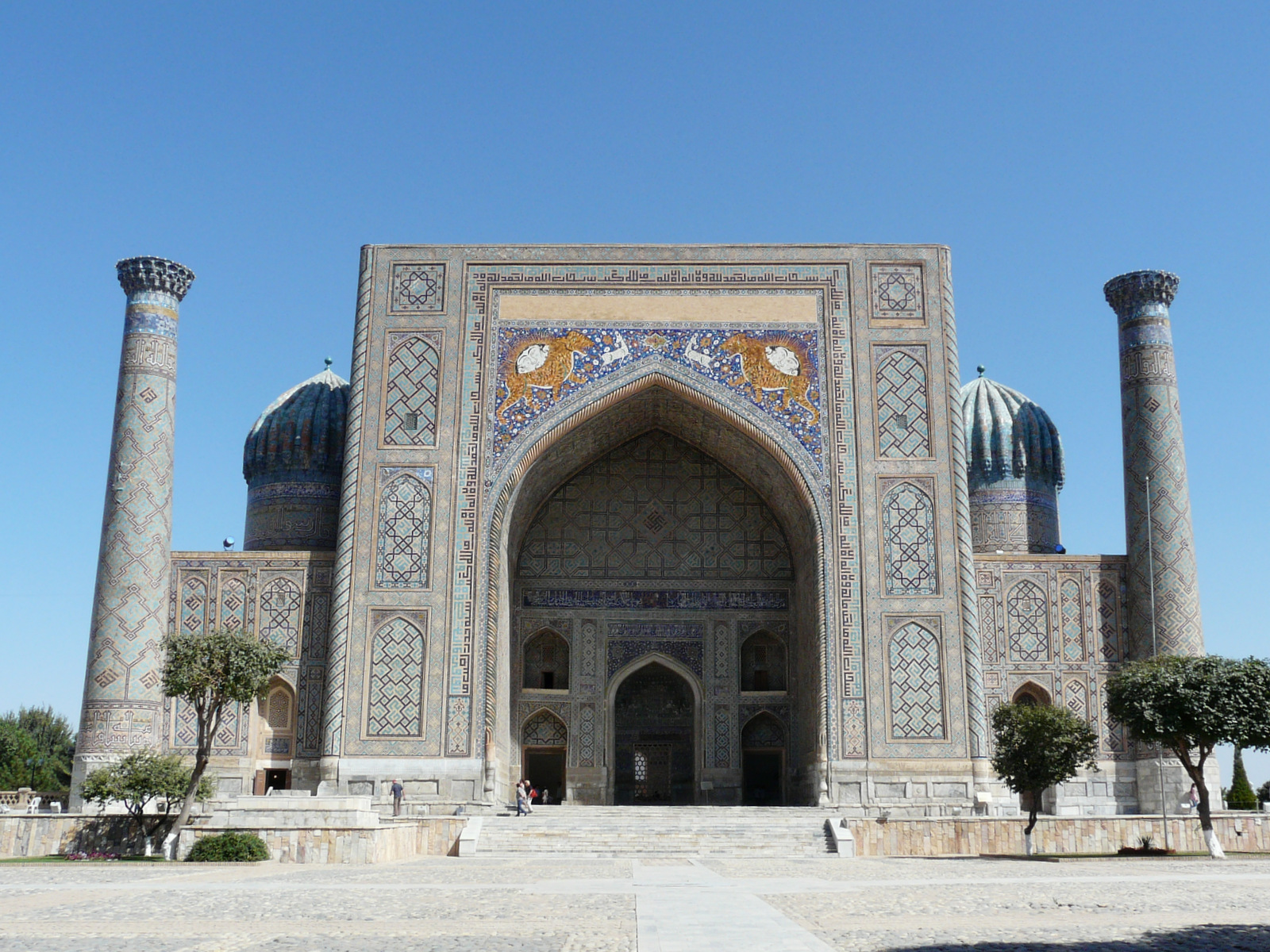 Madrasa Ulugh Beg, Madrasa Tilla Kari, Madrasa Sher Dor