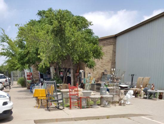 The Rink Antique Gallery
