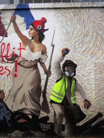 Fresque La Liberte Guidant les Gilets Jaunes
