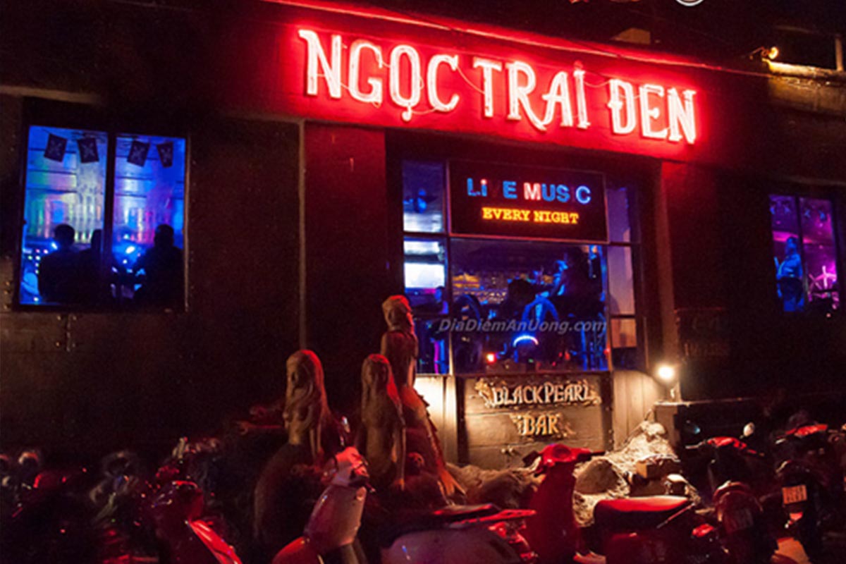 Black Pearl Bar - Live music - Vung tau