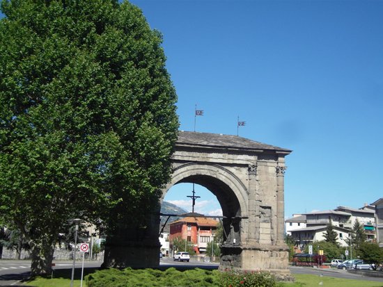 Arco Onorario d'Augusto