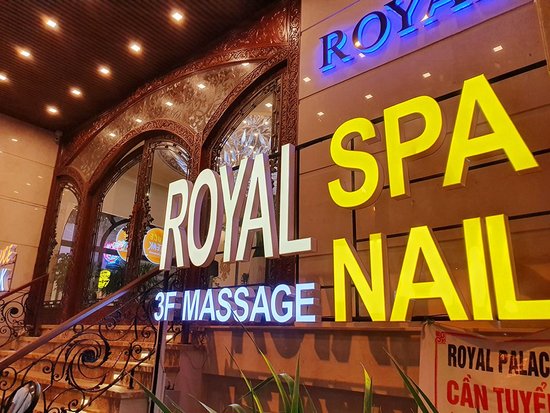 Royal Spa & Nail - Massage
