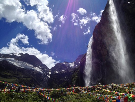 Yubeng Waterfall