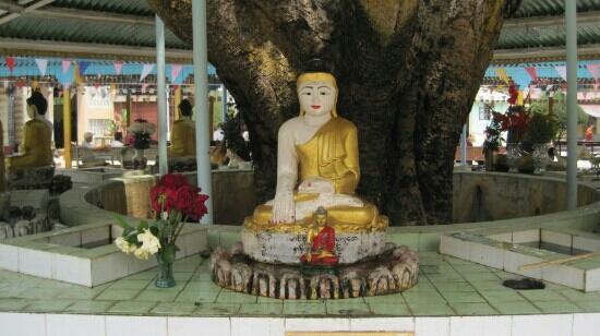 Foguang Temple, Dehong