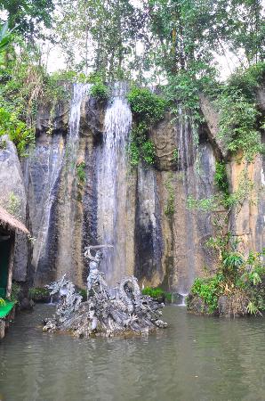 Manfeilong Reservoir