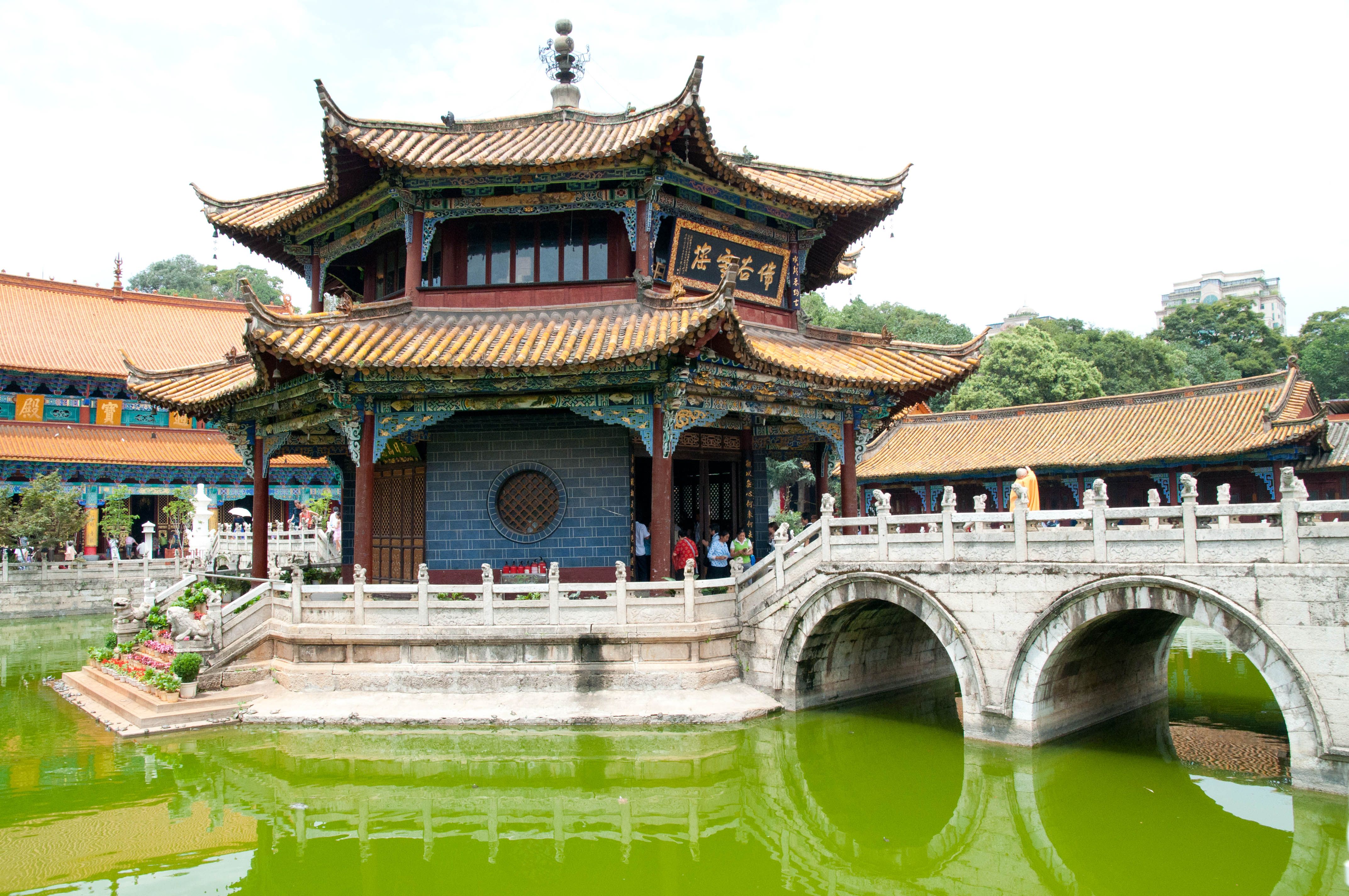 Yuantong Temple