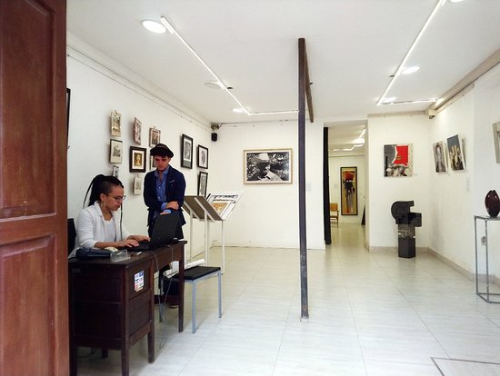 Ona Galeria