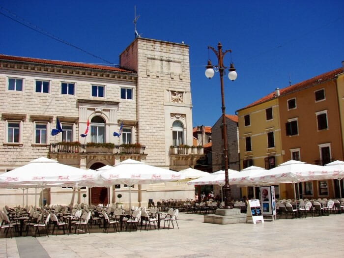 Narodni trg u Zadru