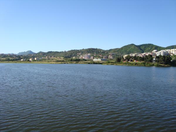 Liqeni Artificial i Tiranes