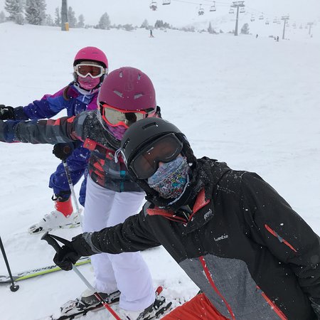 TSAKIRIS Ski & Snowboard