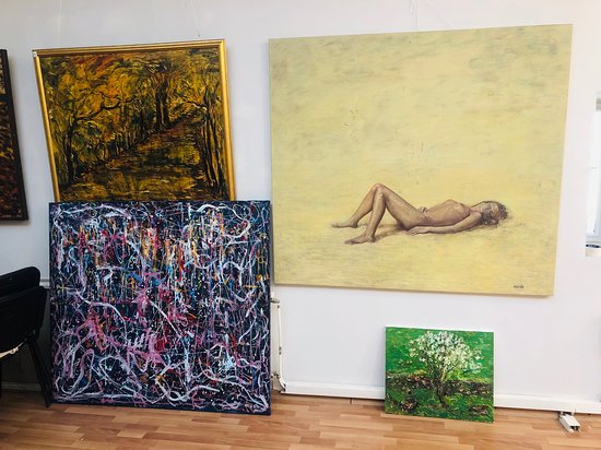 Studio Exhibition Hall Grigoryan's