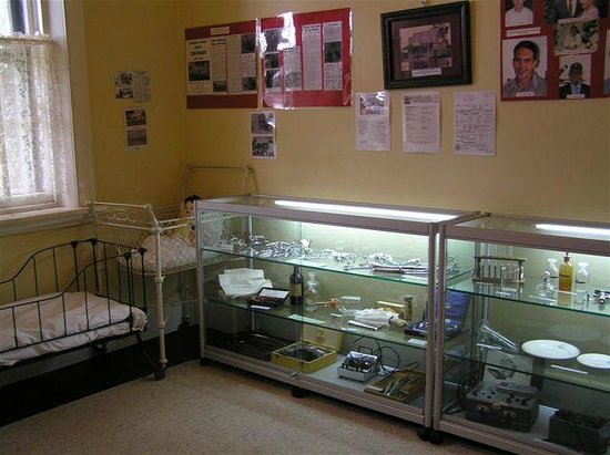 The Museum Under the Bridge