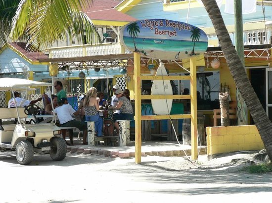 Wayos Beach Bar