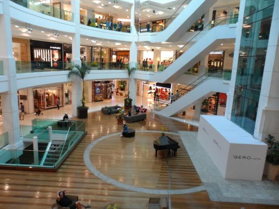 Shopping Leblon