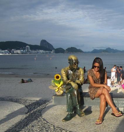 Estátua Carlos Drummond de Andrade