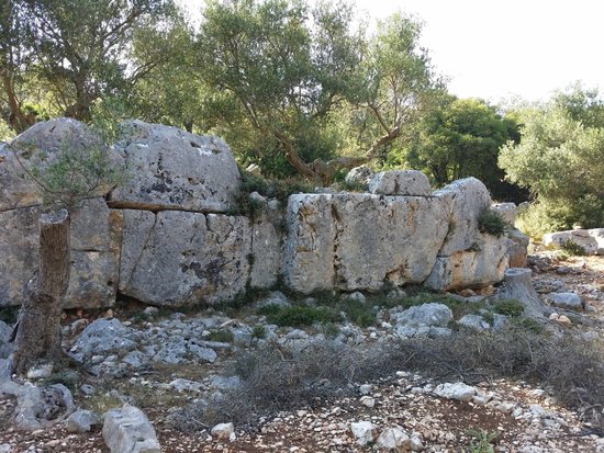 Cyclopean Wall
