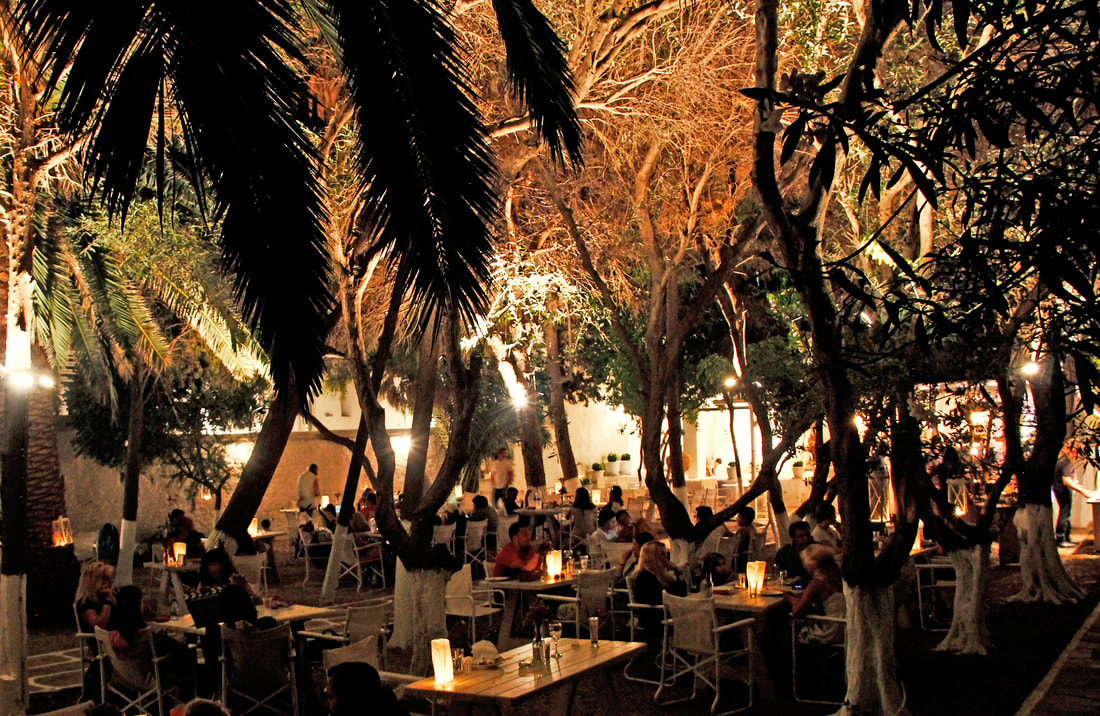 Cine Manto Mykonos