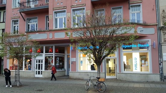 Haus zur Grossen Roten Flasche