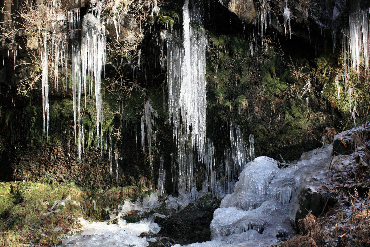 Sengataki Falls